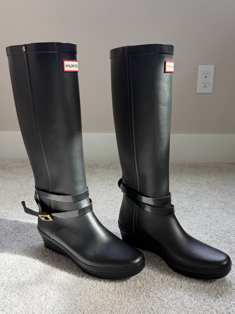 Hunter Andora 1.5” Wedge Tall Rain Boots - US 8 - Black